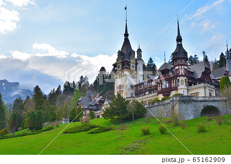 ペレシュ城をのぞむ1 ペレシュ城をのぞむ1 65162909