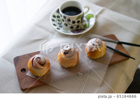 シナモンロール 65164666