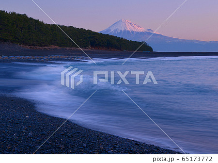 三保海岸と富士山-8877 三保海岸と富士山-8877 65173772