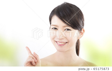 美容 おすすめ 指差し 美容 おすすめ 指差し 65175873