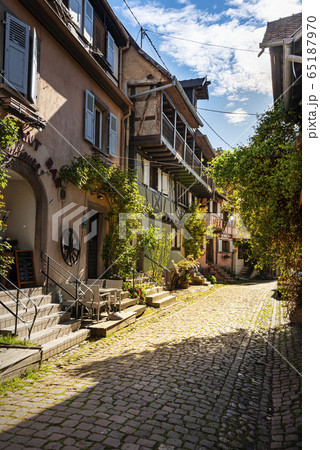 Eguisheim Old town 65187970