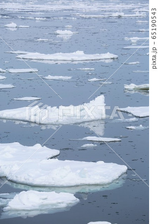 流氷（北海道網走） 65190543