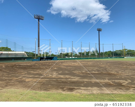 野球場 野球場 65192338