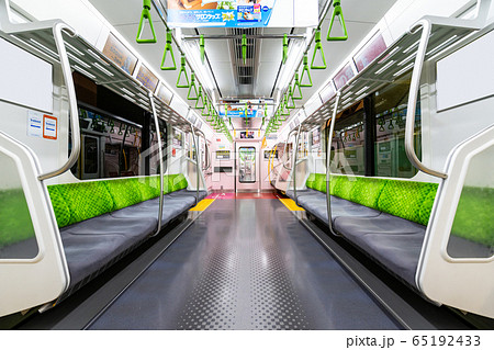 山手線 車内 (E235系) 山手線 車内 (E235系) 65192433
