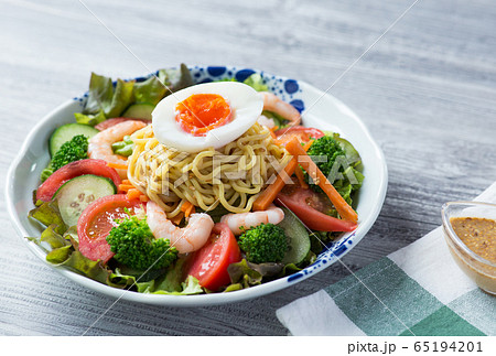 サラダラーメン サラダラーメン 65194201