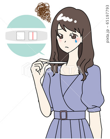 妊娠していないことに落ち込む女性 65197793