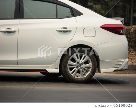 New Private Sedan car toyota Yaris ATIV Eco Car 65199028