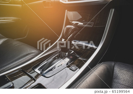 Gear stick of automatic transmission. 65199564