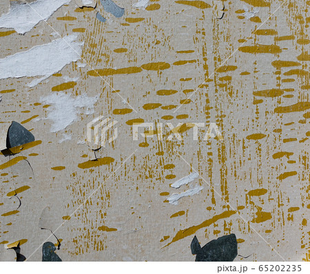 Background texture. Old paint bursts and crumbles 65202235