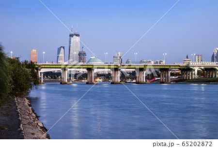 漢江 河川敷 風景 65202872
