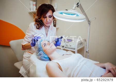 Cosmetology procedures on the face shine Spa Cosmetology procedures on the face shine Spa 65202979