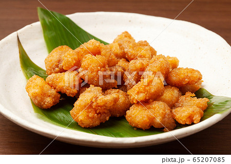 鶏なんこつ唐揚げ 65207085