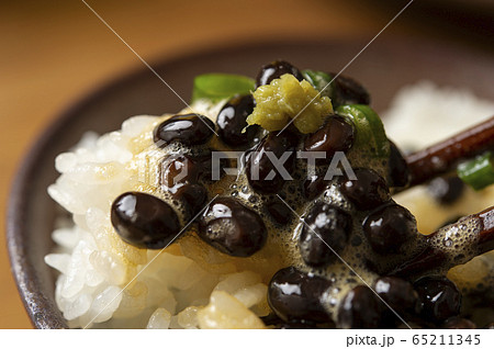 卵黄＋黒豆納豆ごはん 65211345