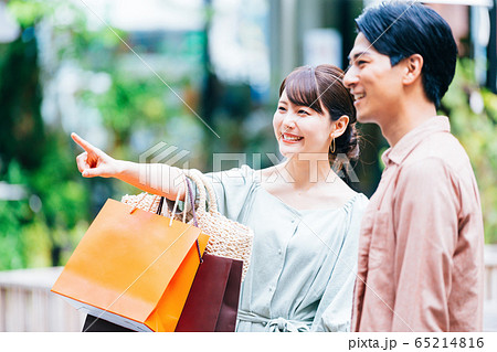 男女 買物 男女 買物 65214816