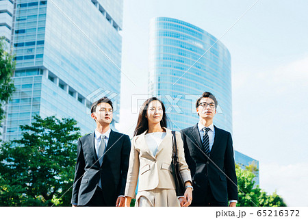 ビジネス　男女 65216372