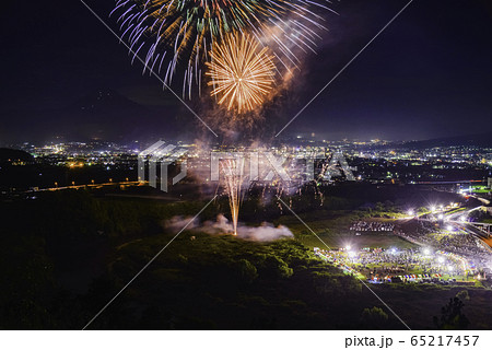静岡県 かんなみ猫おどり 夏祭り 花火大会の写真素材