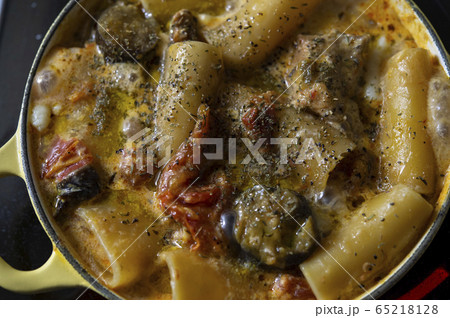 チキンと茄子のパッケリ チキンと茄子のパッケリ 65218128