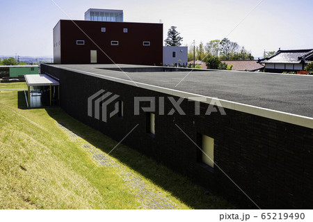 奈義町現代美術館 岡山県勝田郡奈義町 奈義町現代美術館 岡山県勝田郡奈義町 65219490
