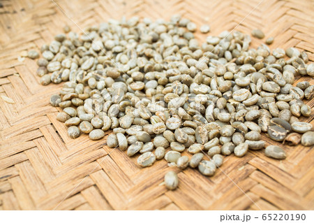 コーヒーの生豆 65220190