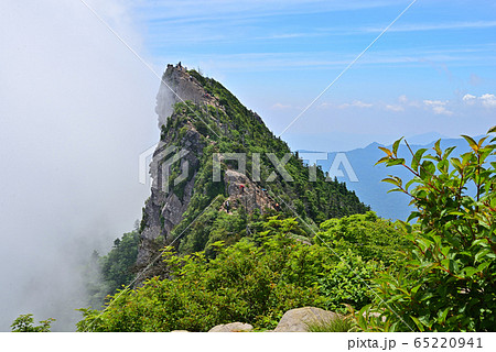 初夏の石鎚山 65220941