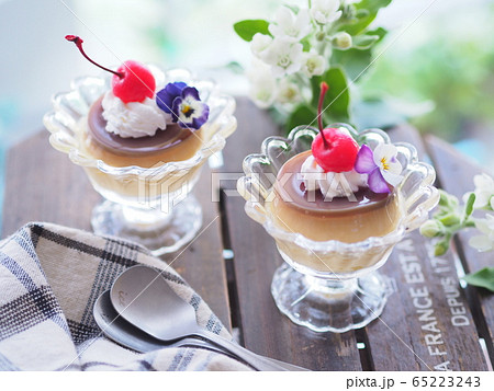 手作りプリンアラモード 65223243