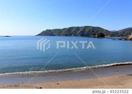 大野浜 堤防上からの眺め(高知県 中土佐町) 大野浜 堤防上からの眺め(高知県 中土佐町) 65223522