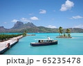 ボラボラ島の港 65235478