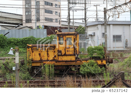 浜川崎駅構内に留置されているモーターカー 65237142