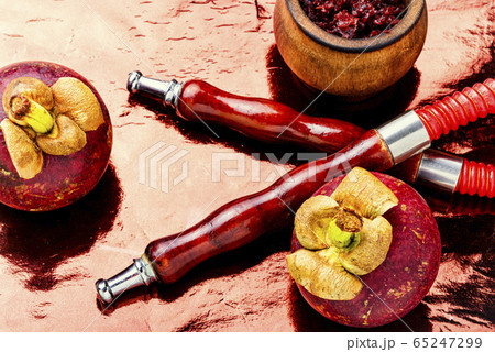 Shisha on the mangosteen Shisha on the mangosteen 65247299