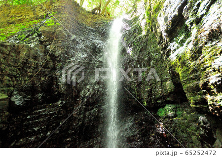 文蔵の滝 65252472