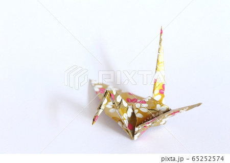 折り鶴 折り鶴 65252574