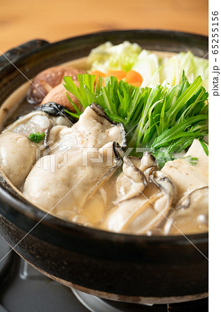 牡蠣の味噌鍋 牡蠣の味噌鍋 65255156