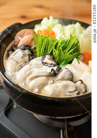 牡蠣の味噌鍋 牡蠣の味噌鍋 65255160