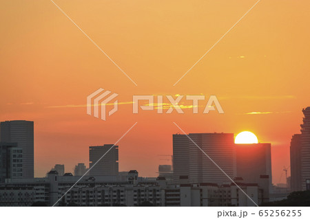 Sun set view against buildings around Beach Road 65256255