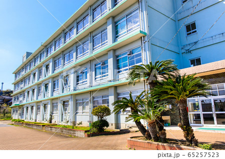 長崎市立式見中学校閉校　歴史的記録　【長崎市 】 65257523