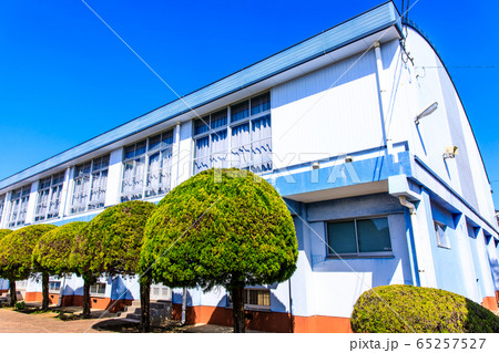 長崎市立式見中学校閉校 歴史的記録 【長崎市 】 長崎市立式見中学校閉校 歴史的記録 【長崎市 】 65257527