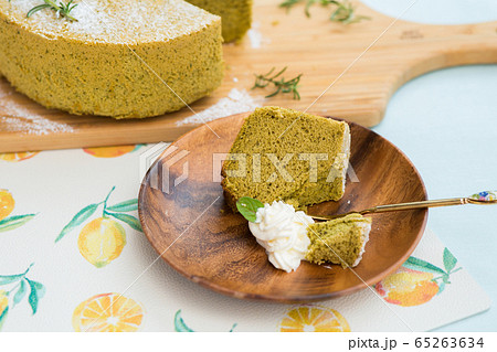 シフォンケーキ 抹茶 シフォンケーキ 抹茶 65263634