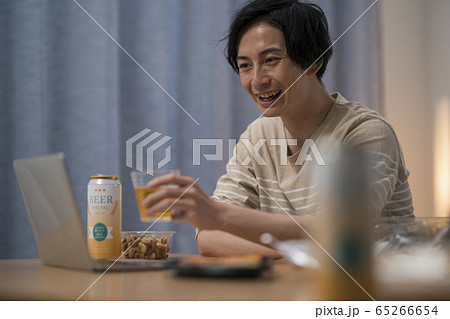 オンライン飲み会イメージ オンライン飲み会イメージ 65266654