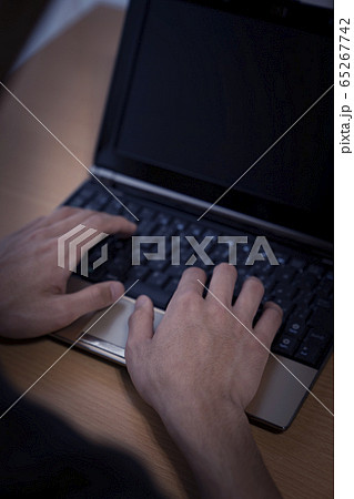 ネット中傷イメージ ネット中傷イメージ 65267742