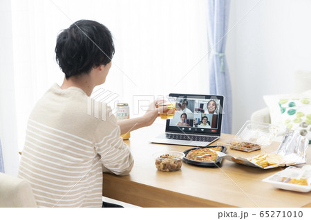オンライン飲み会イメージ 65271010