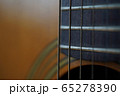 ギターの弦 65278390