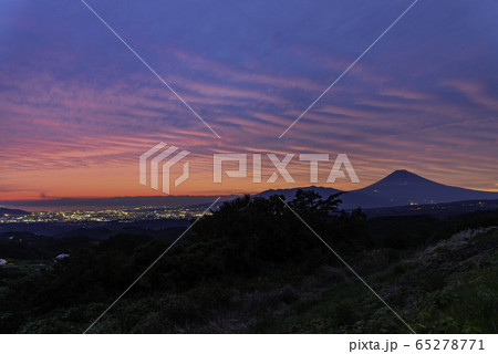 (静岡県)夕陽に染まる、富士山 (静岡県)夕陽に染まる、富士山 65278771