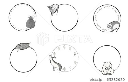 手描きのかわいい動物の和風円形フレームのイラスト素材 65