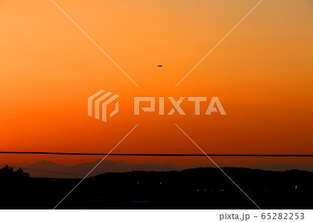 夕焼けの空 65282253
