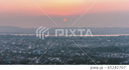 Sunset Cityscape Myanmar town View from Mandalay hill 65282707