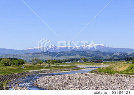 春の宮城北部 田園地帯より奥羽山脈を望む 春の宮城北部 田園地帯より奥羽山脈を望む 65284423