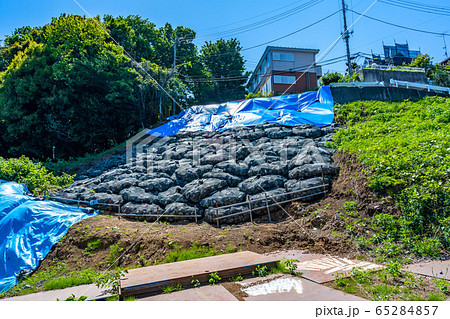 住宅街 崩落 応急措置 イメージ 住宅街 崩落 応急措置 イメージ 65284857