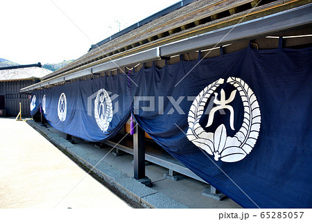 箱根関所跡・通行手形の確認や入鉄砲出女を取り調べた、関所の主要な建物、大番所・神奈川・箱根（６） 65285057