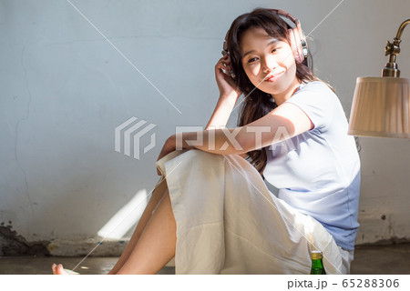 ポートレート 女性 女 65288306