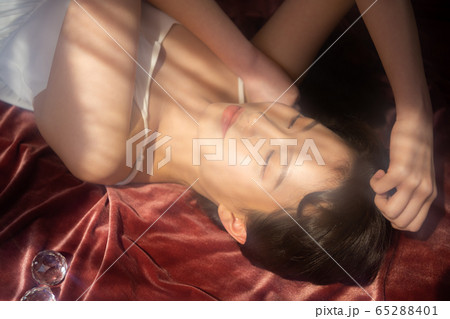 女性 女 女の子 65288401